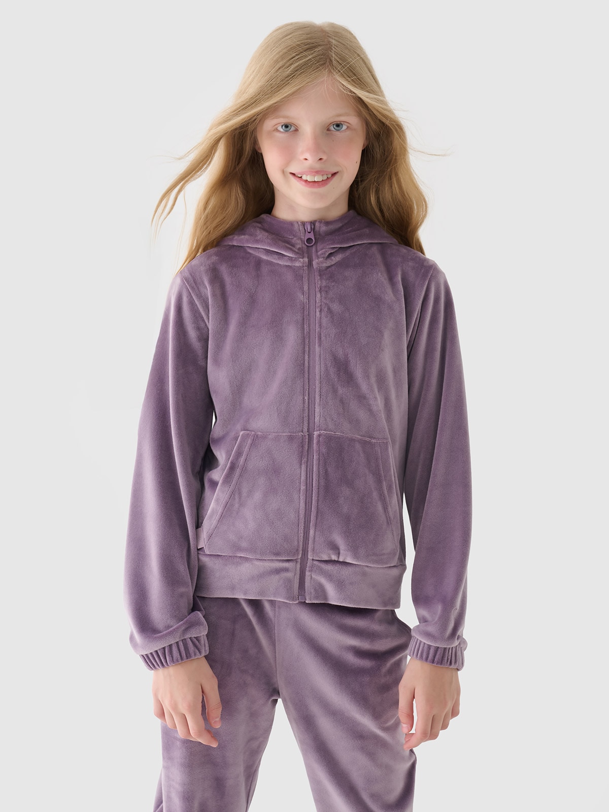 4F Bluza dresowa z weluru rozpinana z kapturem dziewczęca - fioletowa 140 (9-10 lat)