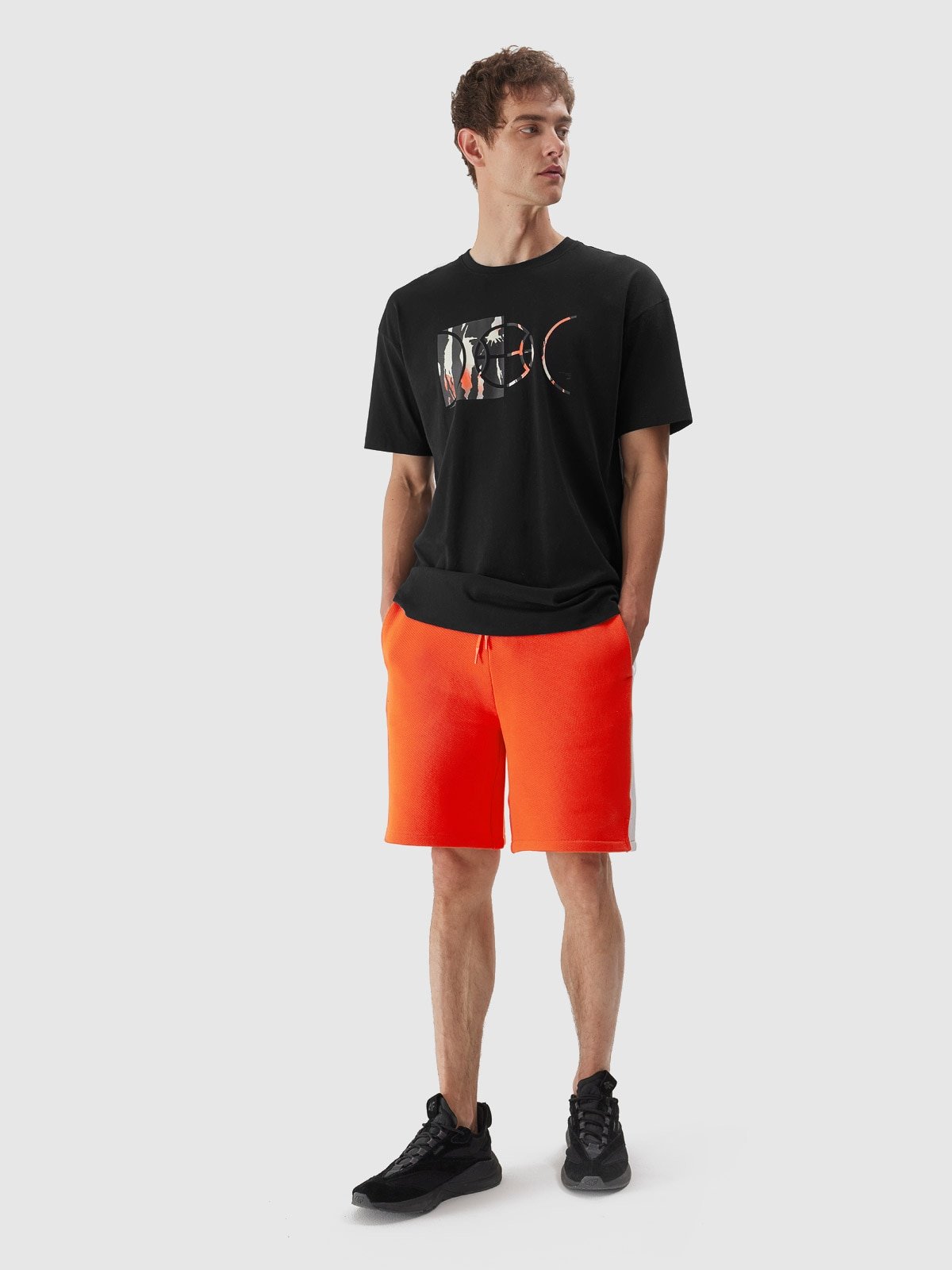 4F Spodenki dresowe męskie - pomarańczowe M