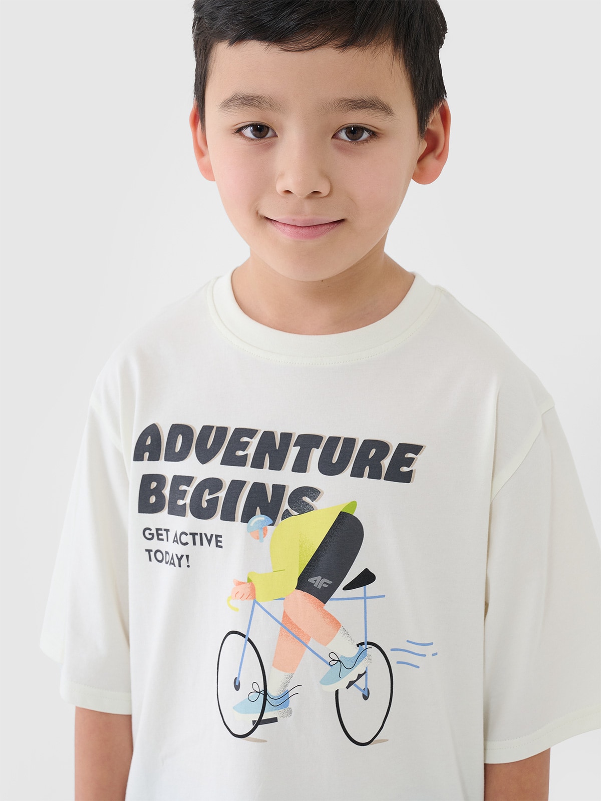 4F T-shirt oversize z nadrukiem chłopięcy - biały 152 (11-12 lat)