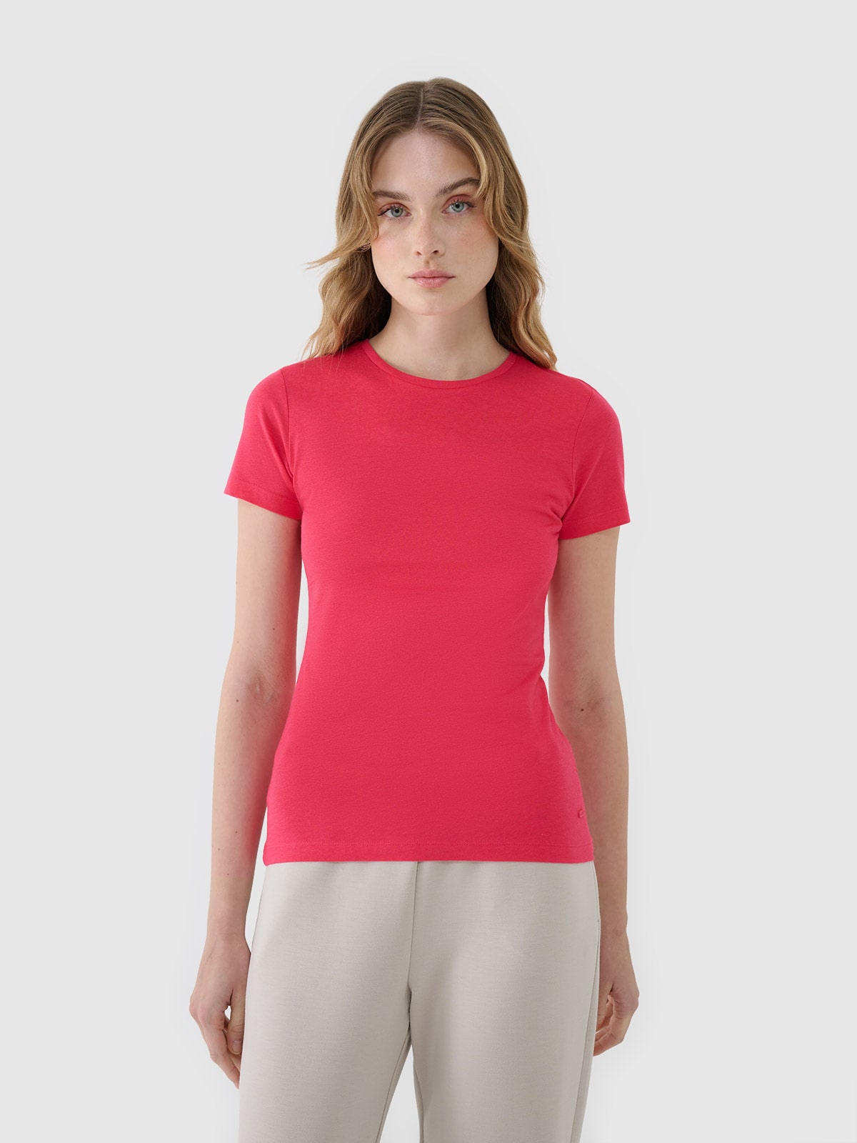 4F T-shirt slim z modalem damski - różowy S