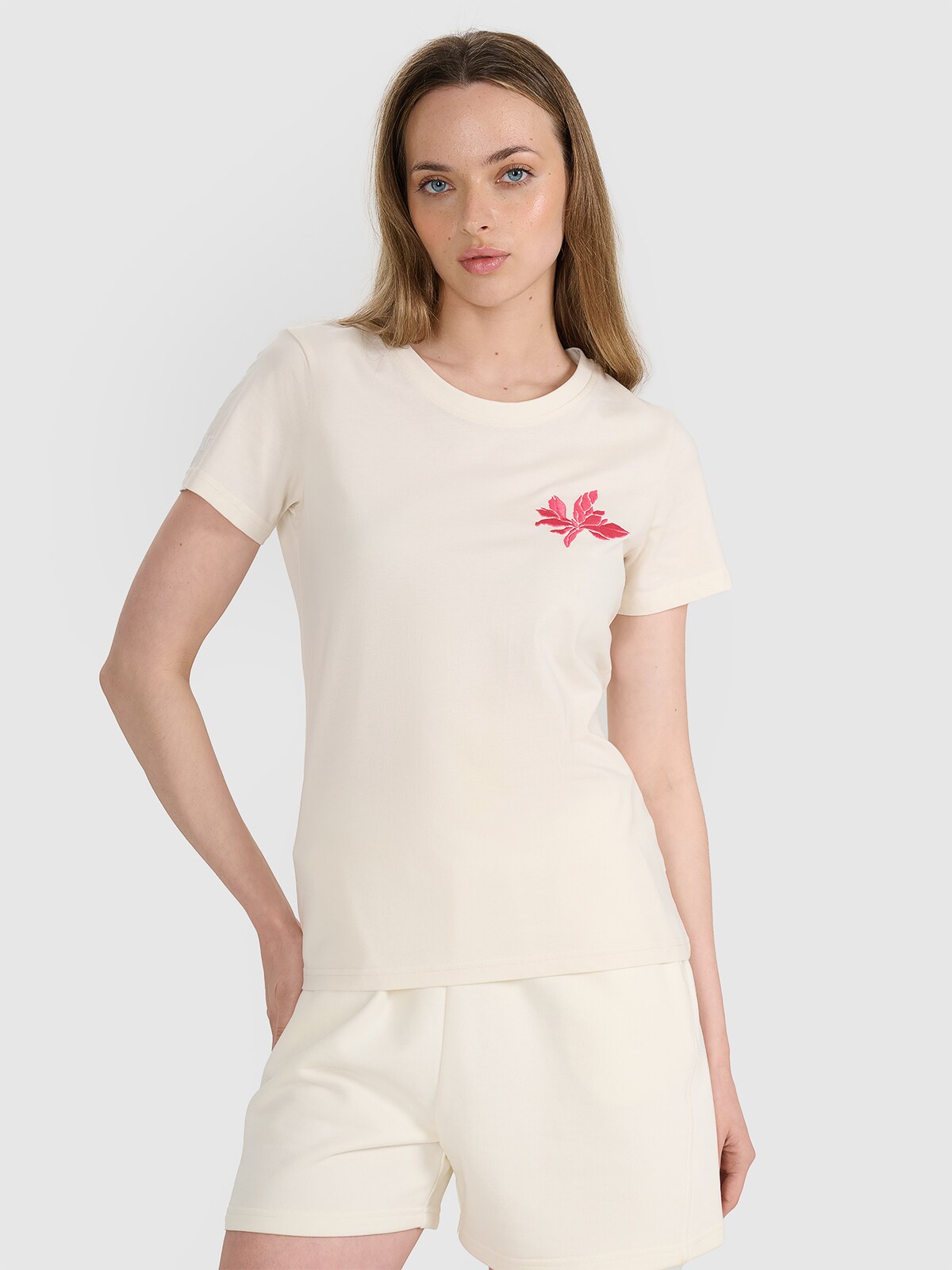 4F T-shirt regular z nadrukiem damski - biały S