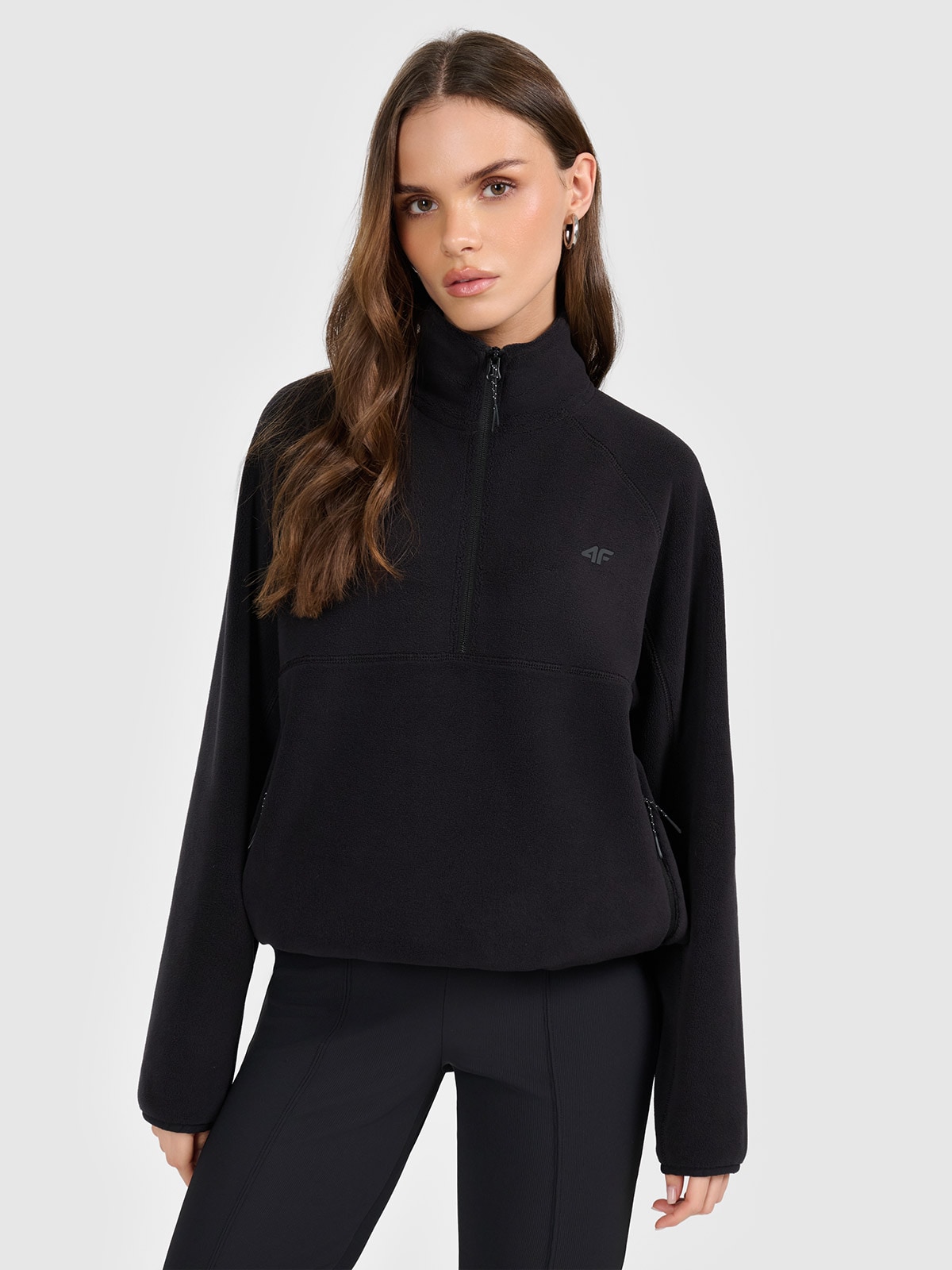 4F Polar regular bez kaptura damski - czarny S