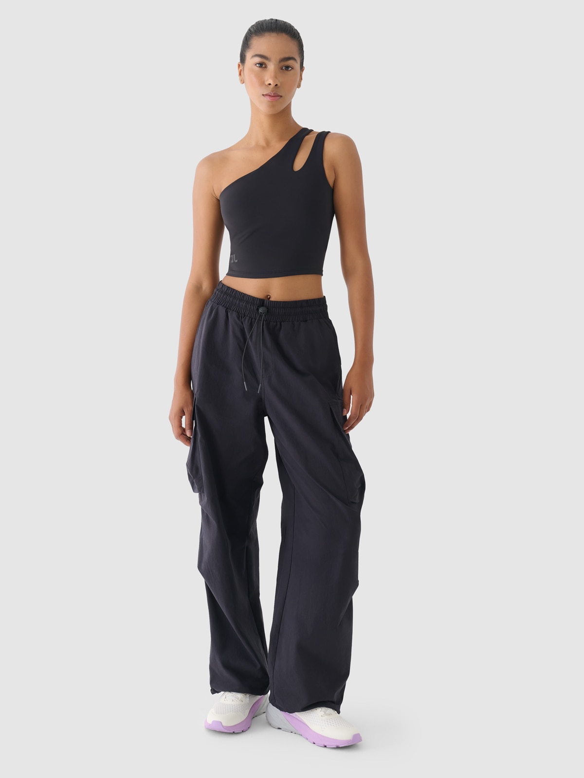 4F Spodnie oversize cargo damskie 4F x Anna Lewandowska - czarne L