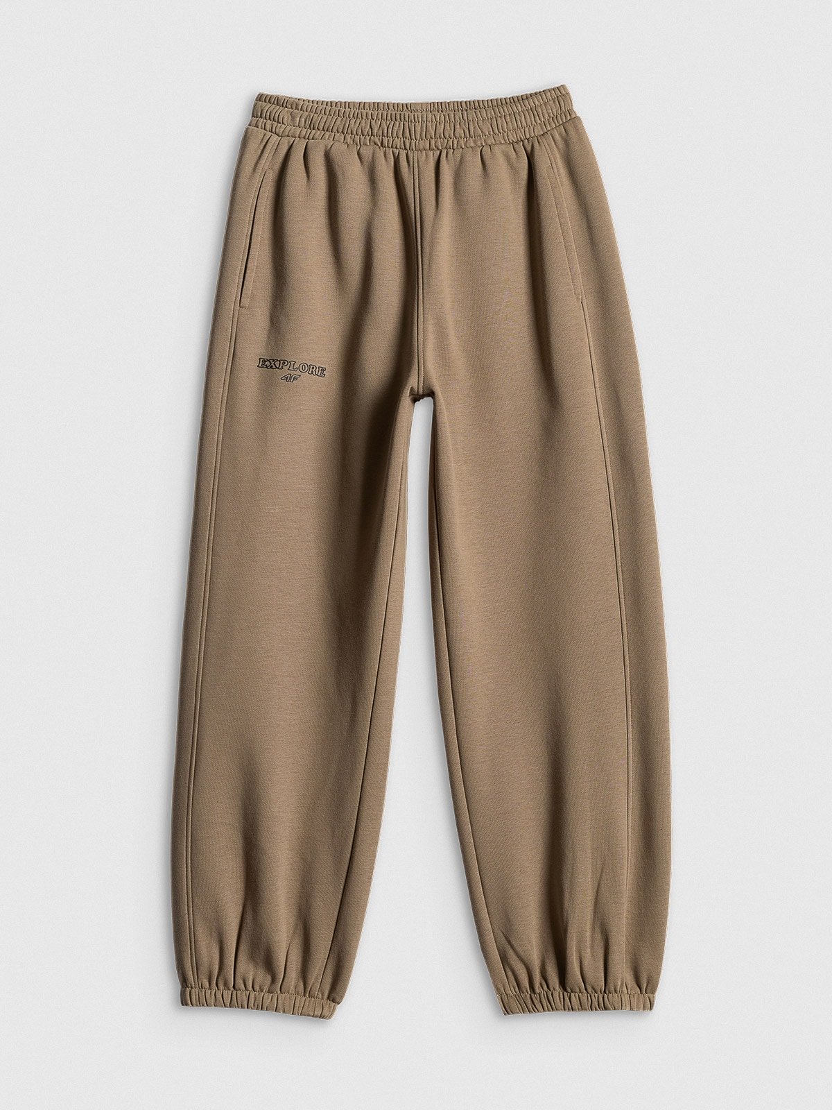 4F Spodnie dresowe joggery chłopięce - brązowe 134/140 (8-10 lat)