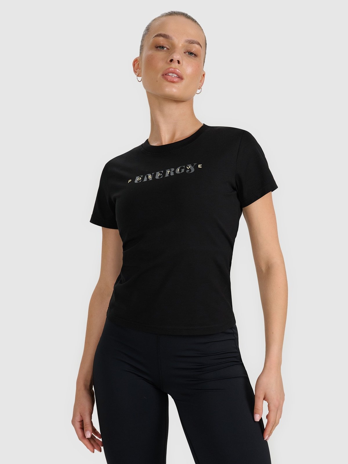 4F T-shirt slim z nadrukiem damski - czarny XS