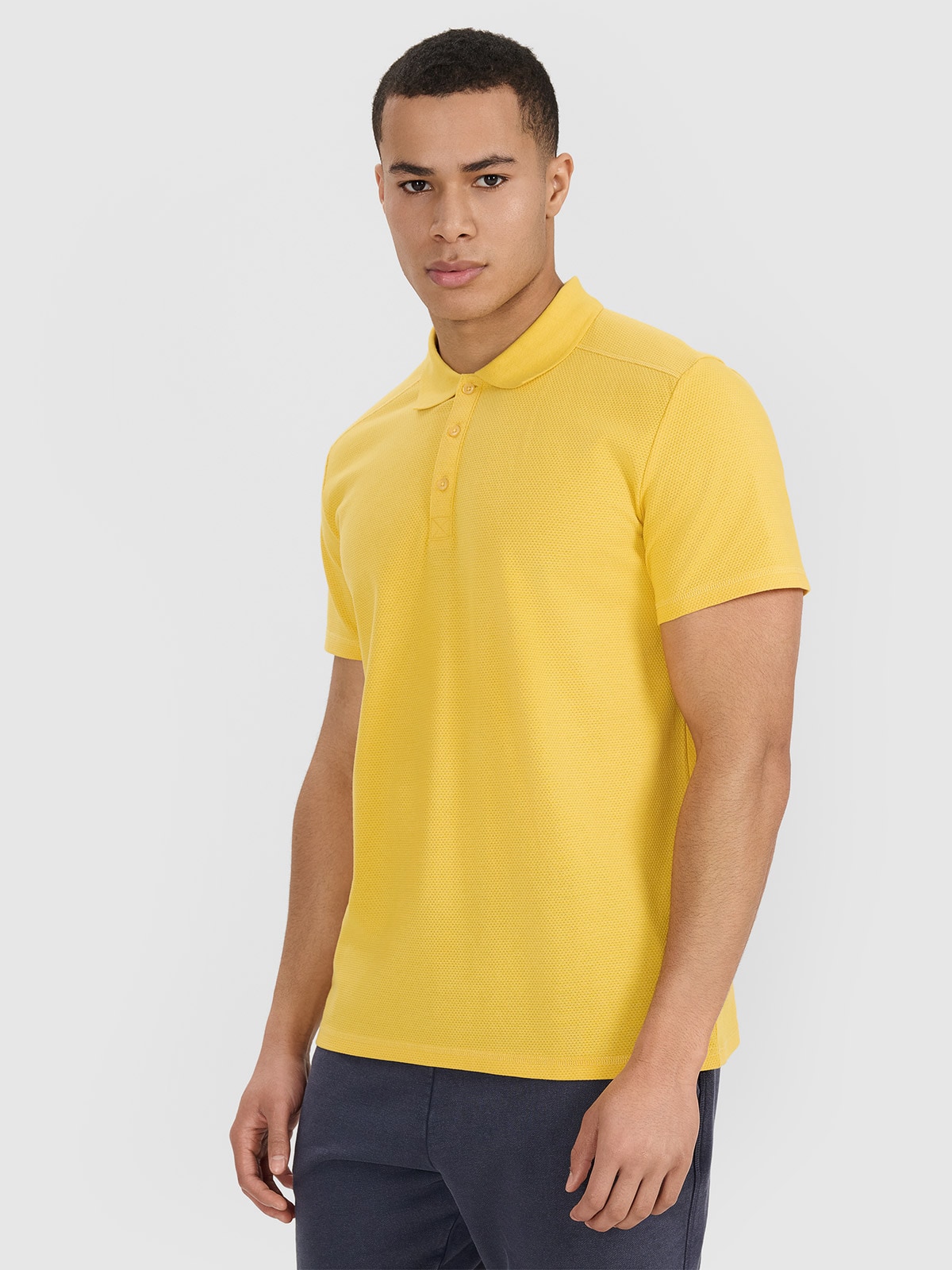 4F Koszulka polo regular męska - żółta L