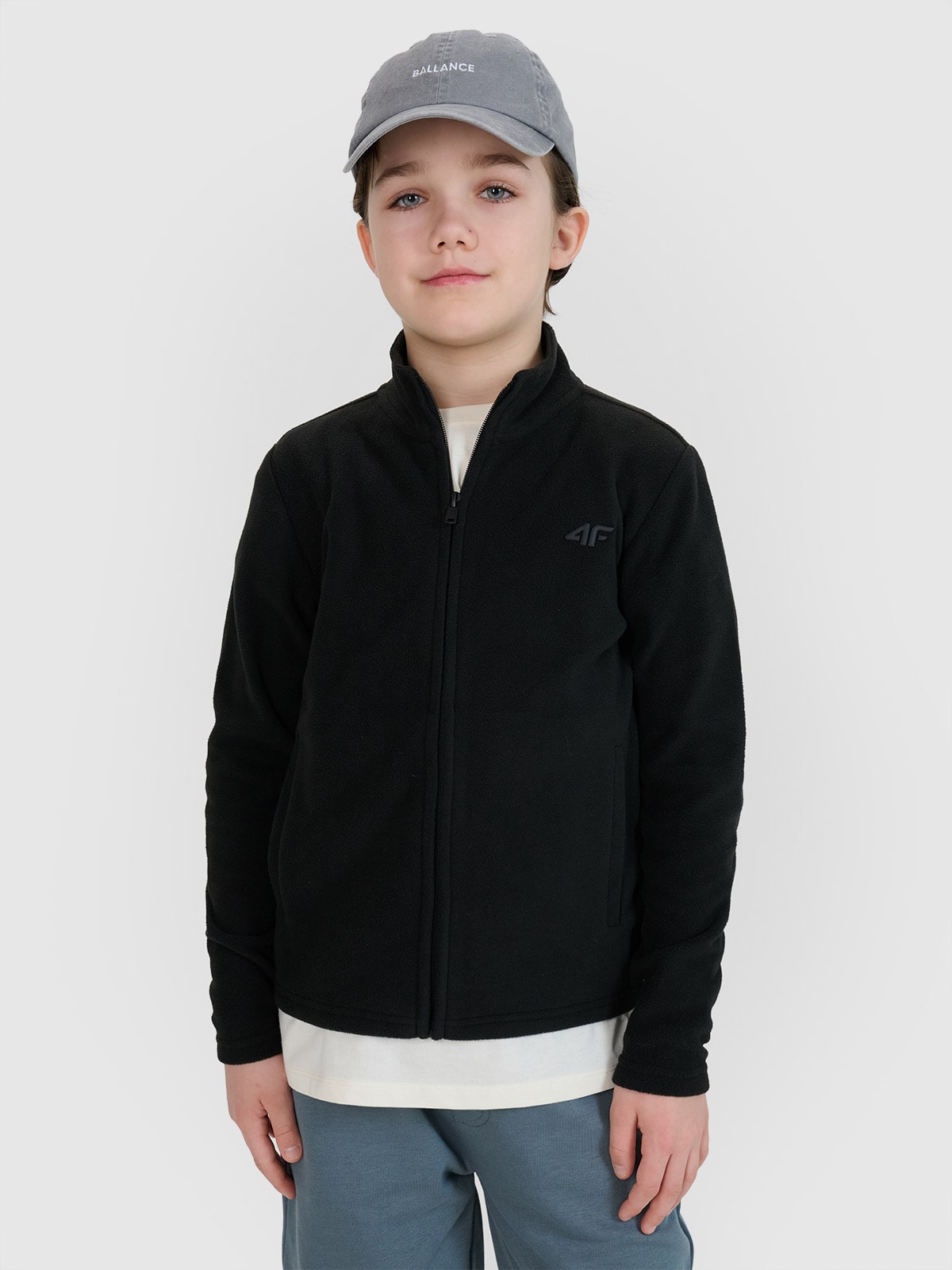 4F Polar regular ze stójką chłopięcy - czarny 122 (6-7 lat)