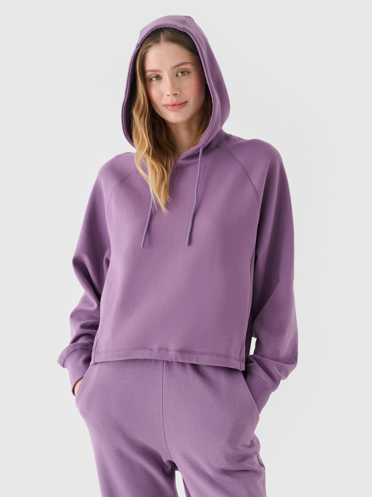 4F Bluza dresowa nierozpinana z kapturem damska - fioletowa XL