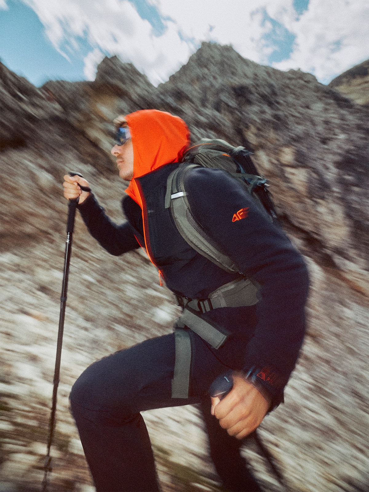 4F Polar ze stójką Polartec regular męski - czarny L