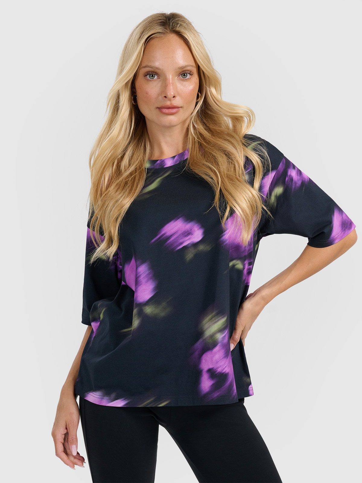 4F T-shirt oversize z nadrukiem damski - czarna L