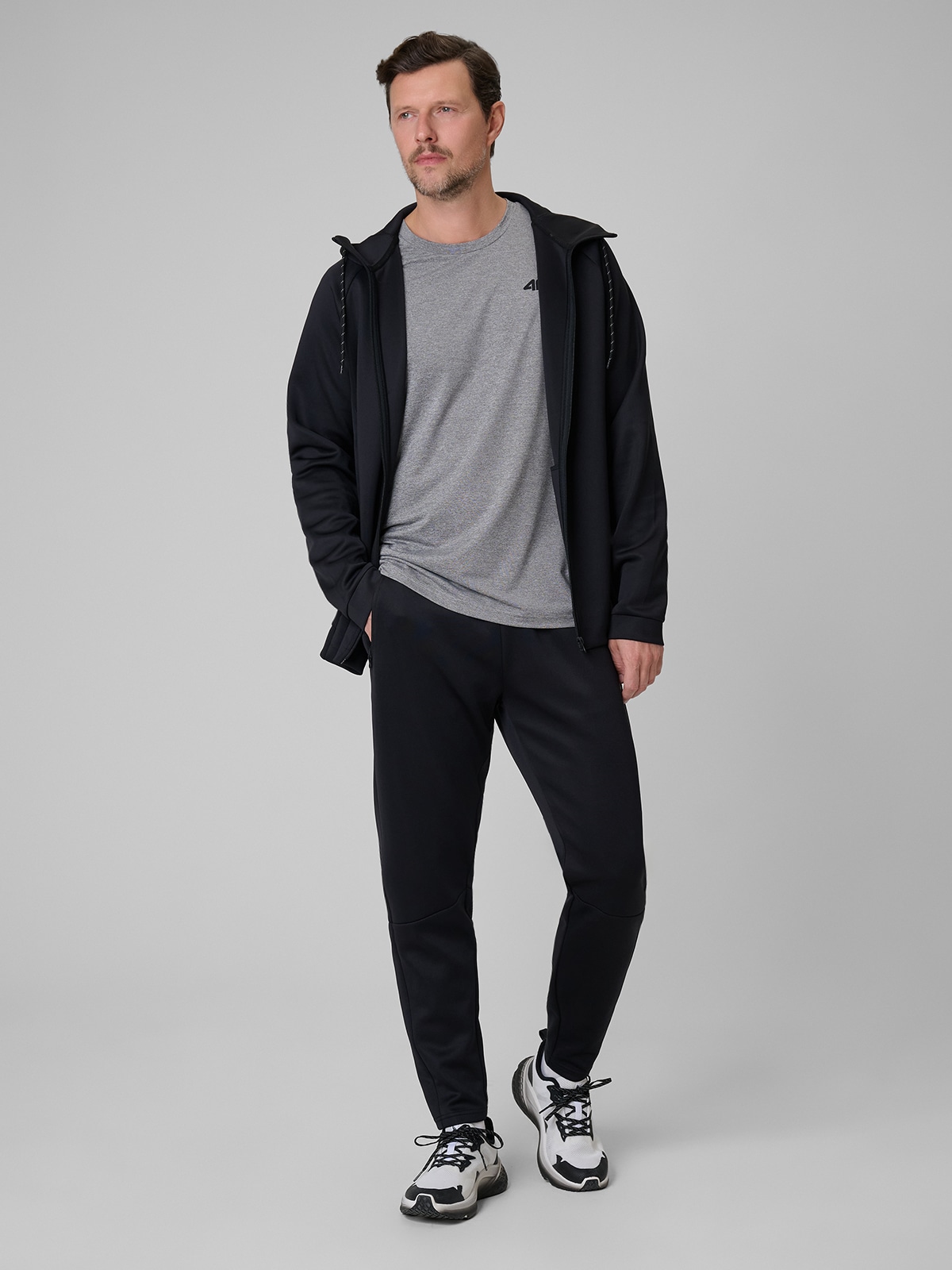 4F Spodnie treningowe szybkoschnące męskie - czarne S