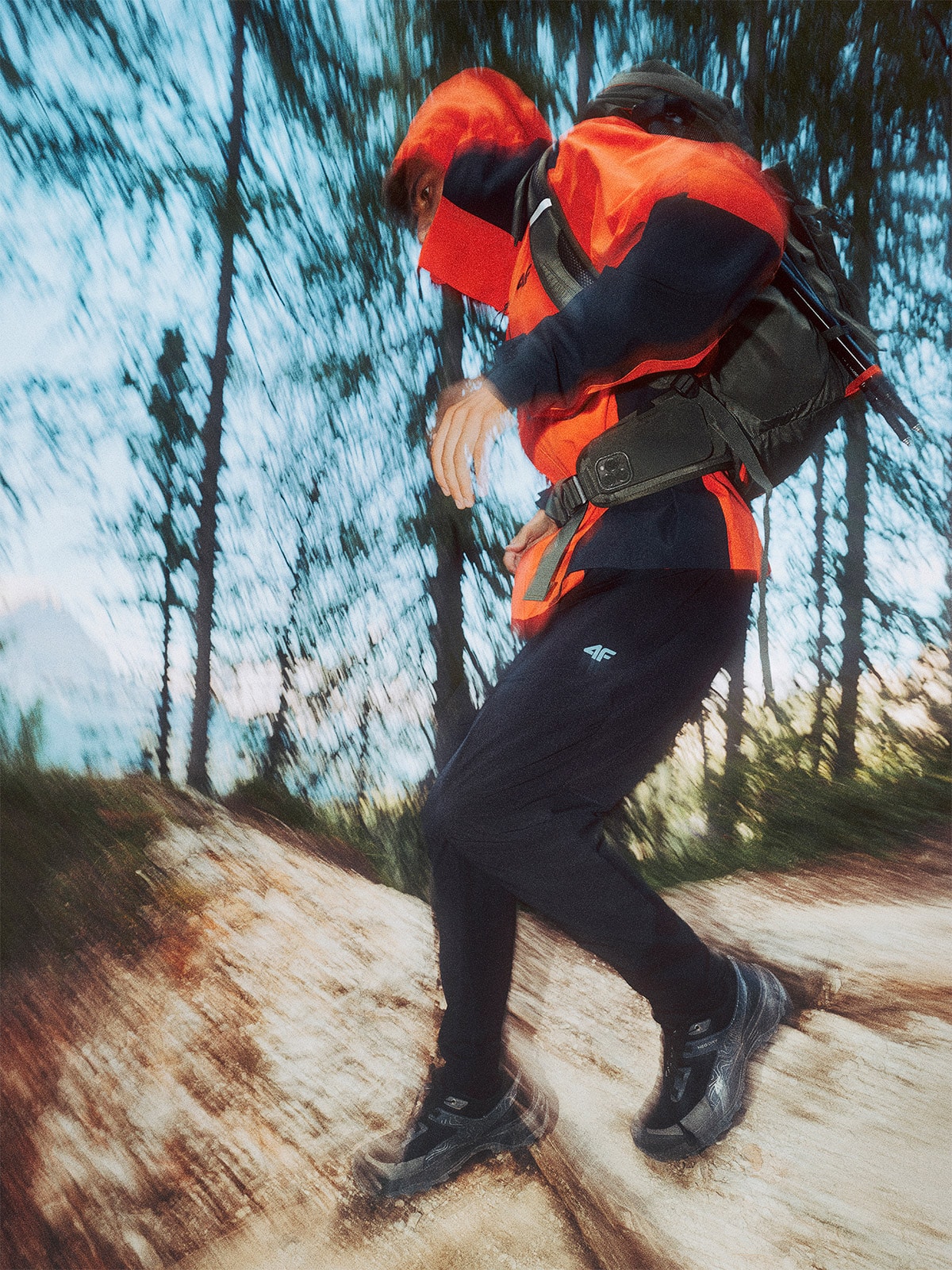 4F Kurtka trekkingowa membrana 10000 męska - czerwona L