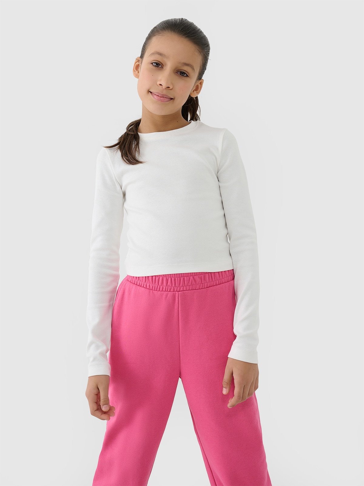 4F Longsleeve slim crop top gładki dziewczęcy - biały 146 (10-11 lat)