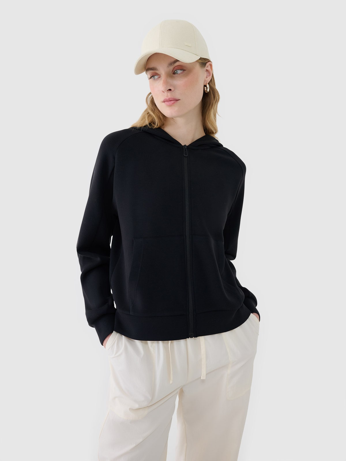 4F Bluza dresowa rozpinana z modalem damska - czarna L