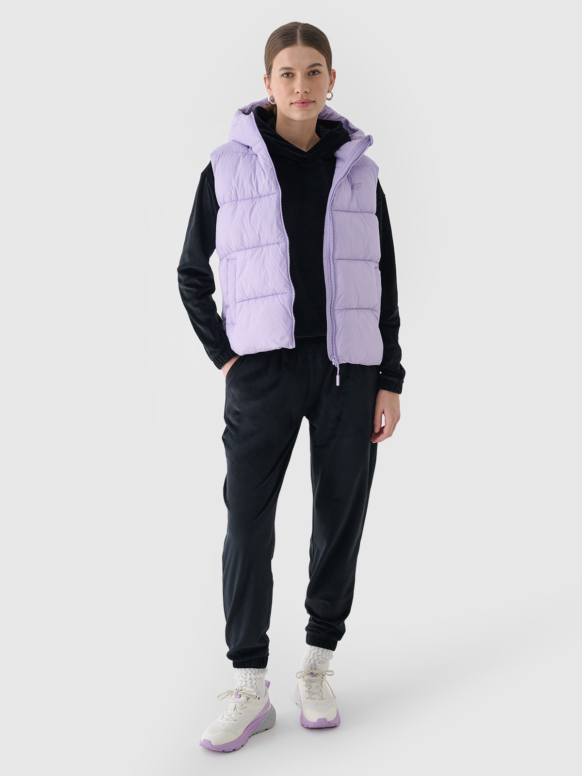 4F Spodnie dresowe z weluru damskie - czarne XL