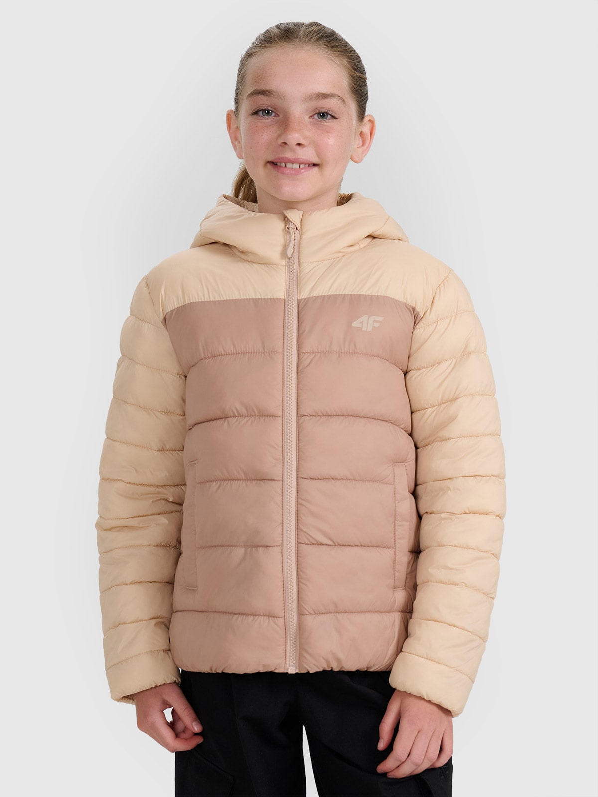 4F Kurtka puchowa z wypełnieniem syntetycznym dziewczęca - beżowa 158 (12-13 lat)