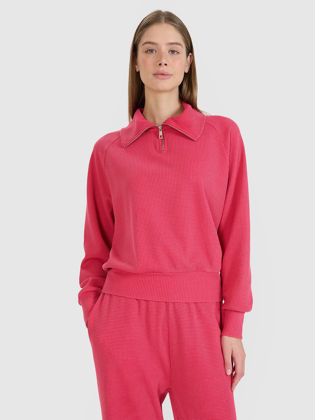 4F Bluza dresowa oversize nierozpinana bez kaptura damska - różowa XS