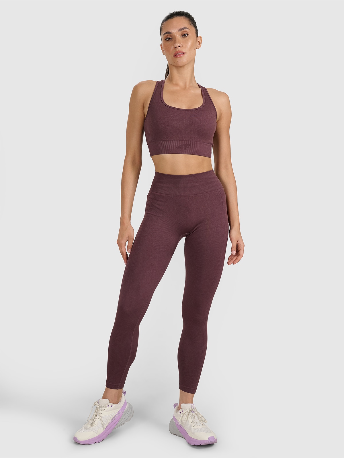 4F Legginsy treningowe bezszwowe damskie - brązowe XS/S