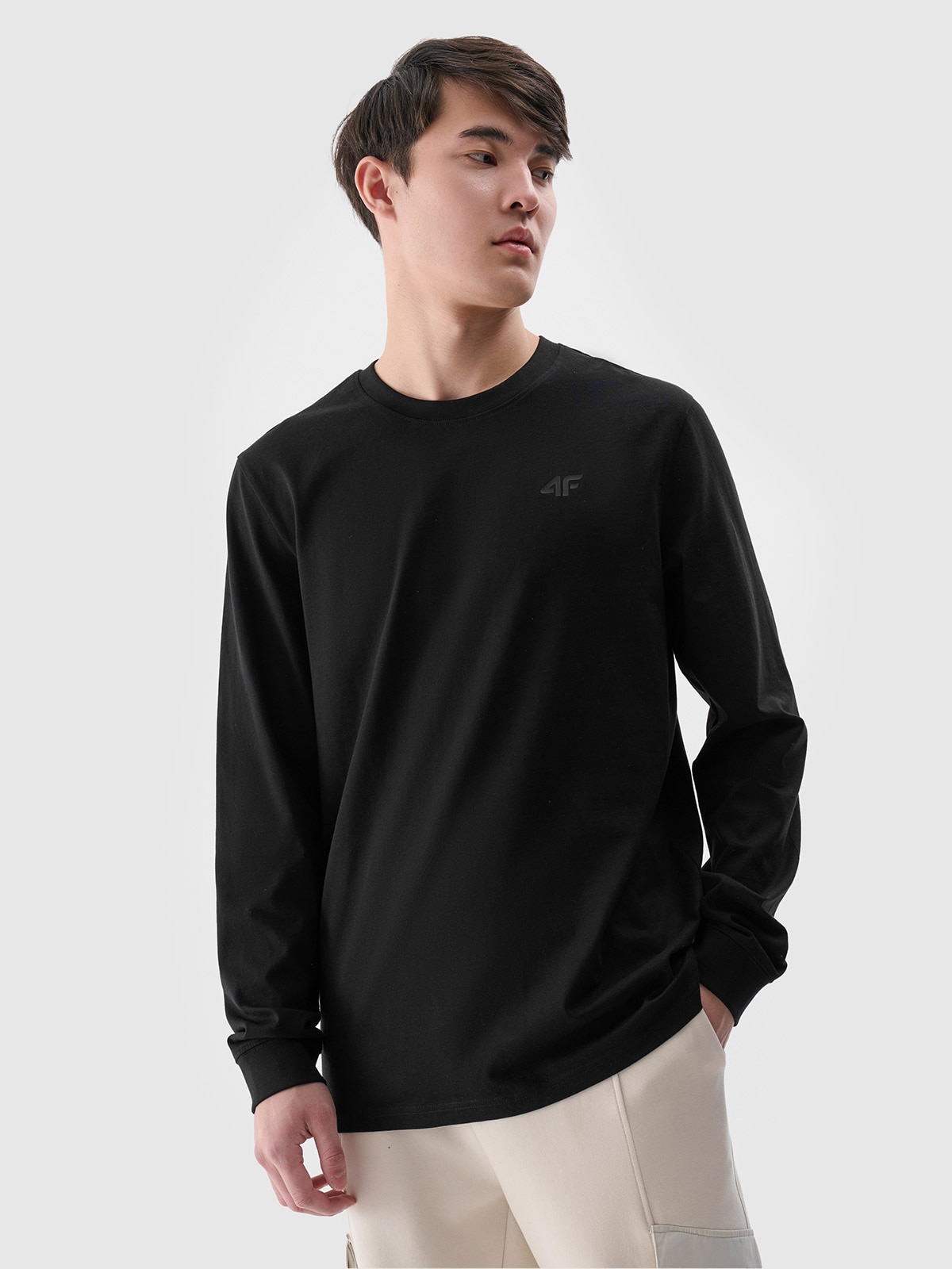 4F Longsleeve regular gładki męski - czarny M
