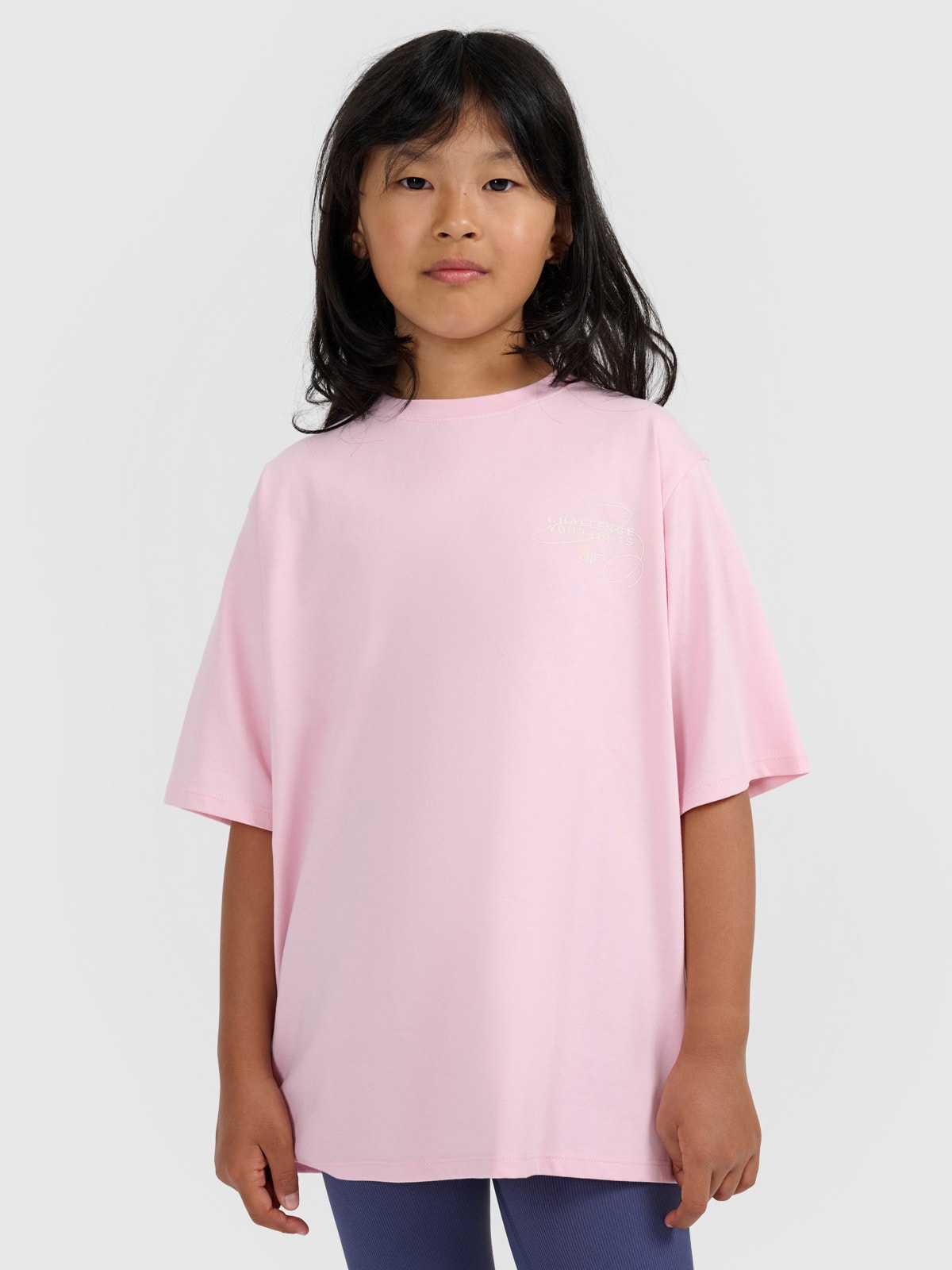 4F T-shirt oversize z nadrukiem dziewczęcy - różowy 134 (8-9 lat)