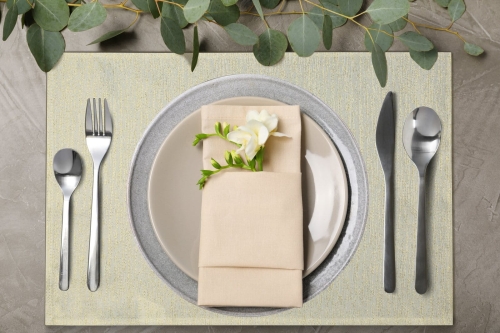 OBRUS DAGA 30 X 40 CM KREMOWY