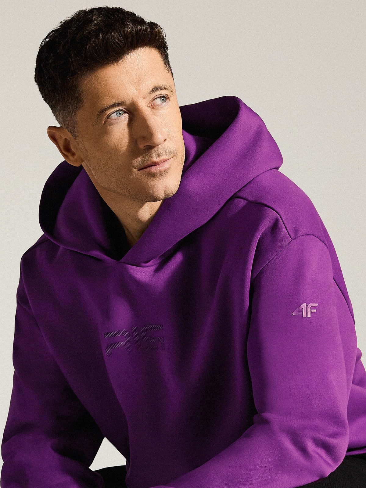 Чоловіче спортивне худі oversize 4F x Robert Lewandowski - фіолетовий
