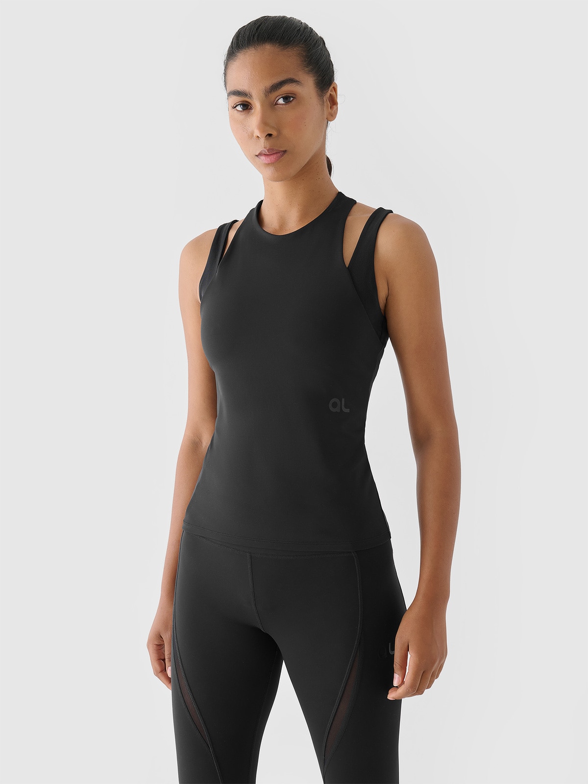 Жіночий швидковисихаючий топ slim для тренувань 4F x Anna Lewandowska - чорний