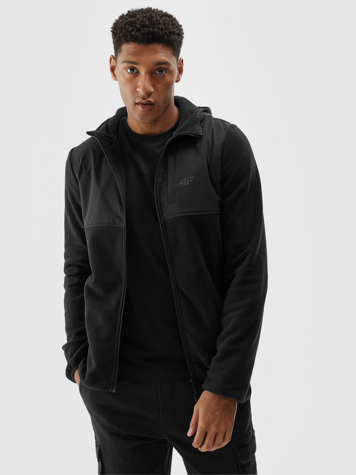 Чоловічий фліс з капюшоном regular - чорний
