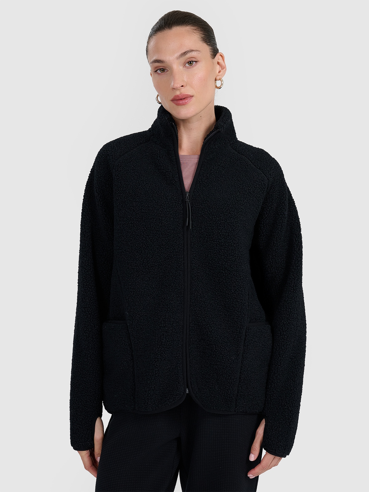 Жіночий oversize polar sherpa зі стійкою - чорний