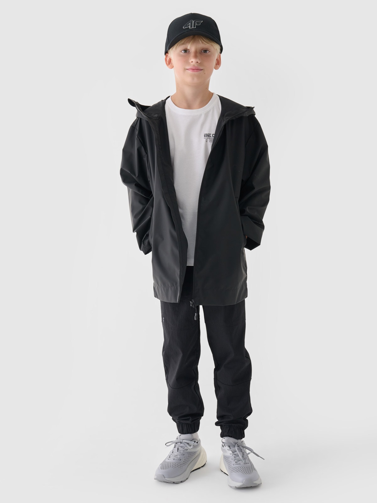 Дитяча перехідна протидощова куртка з гумовим покриттям - чорний