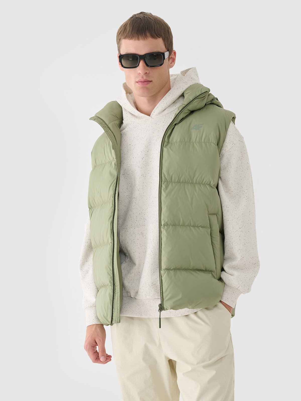 Чоловіча пухова жилетка з натуральним наповнювачем - хакі