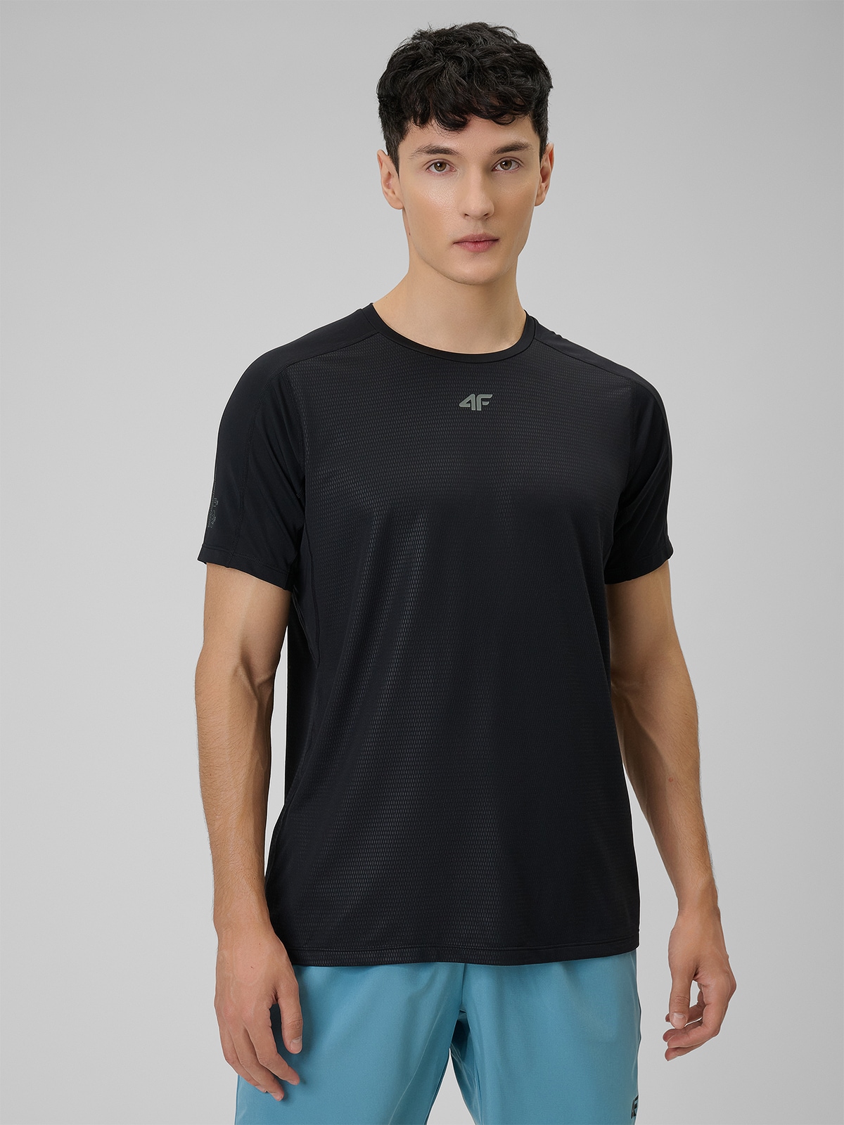 СПОРТИВНА ФУТБОЛКА