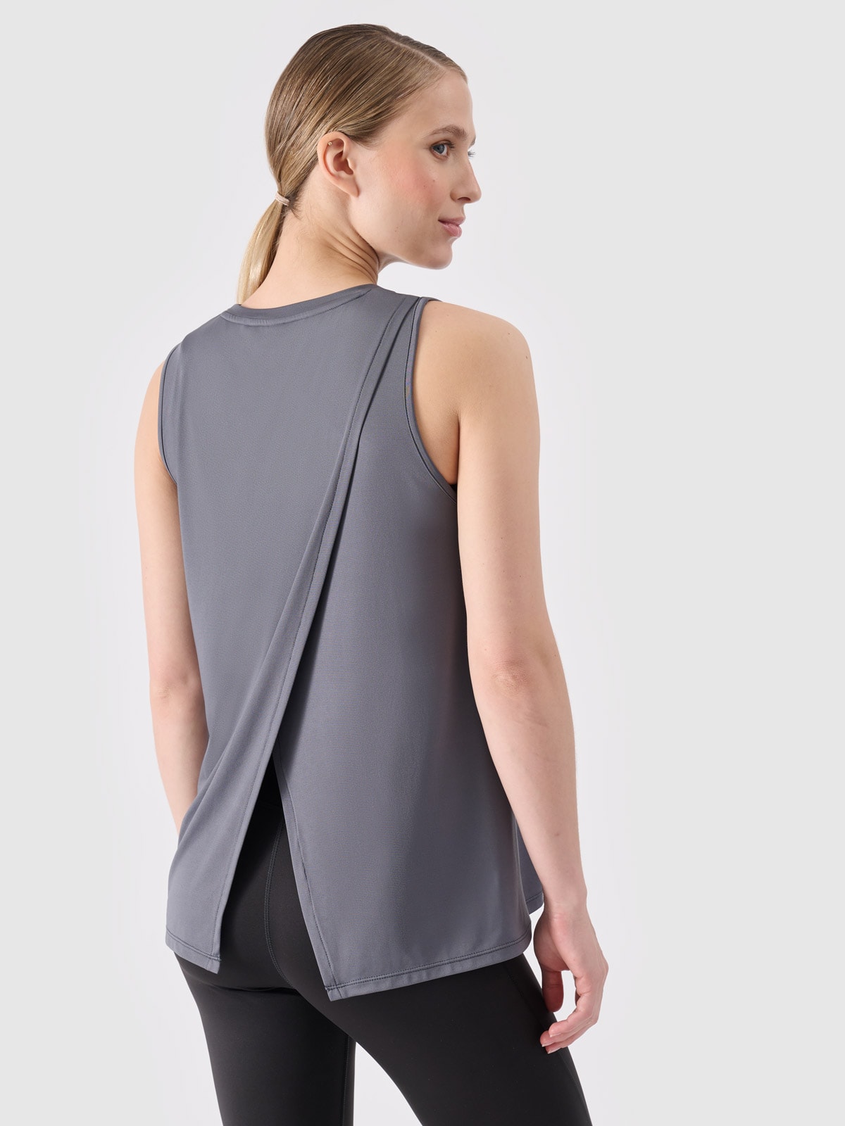 Жіночий швидковисихаючий спортивний топ oversize - сірий