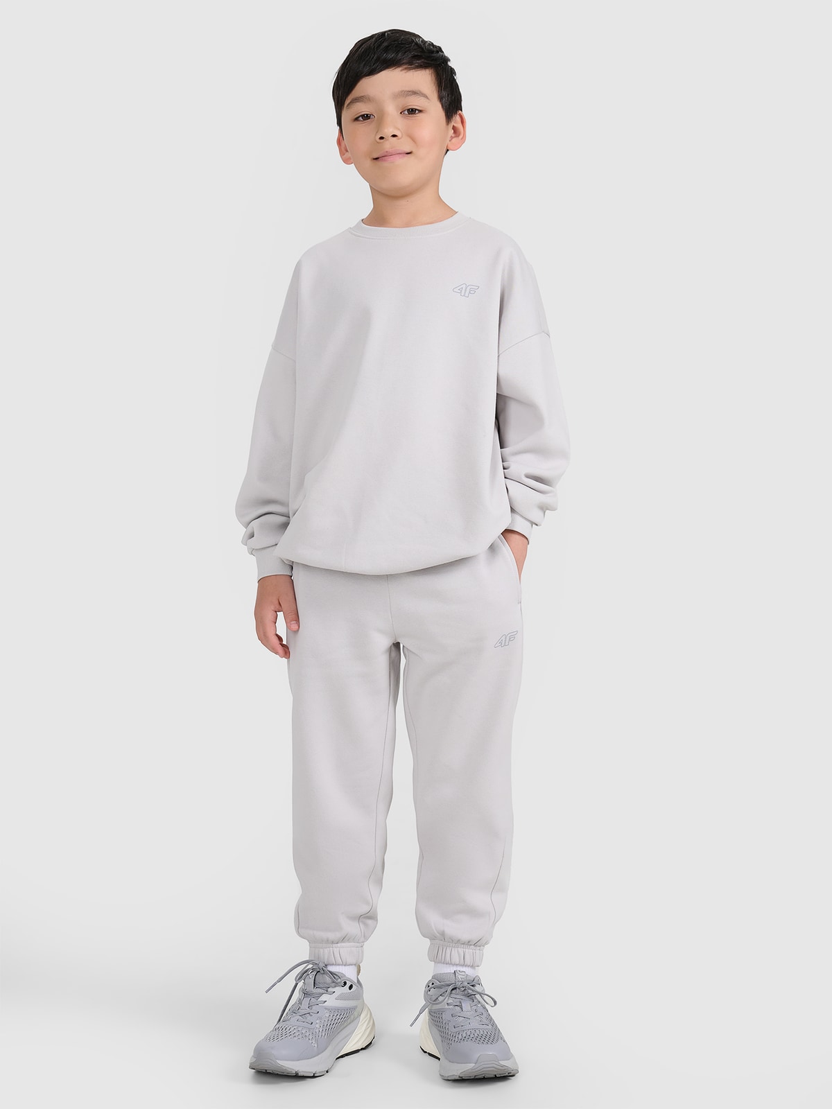 Дитячий спортивний костюм - сірий