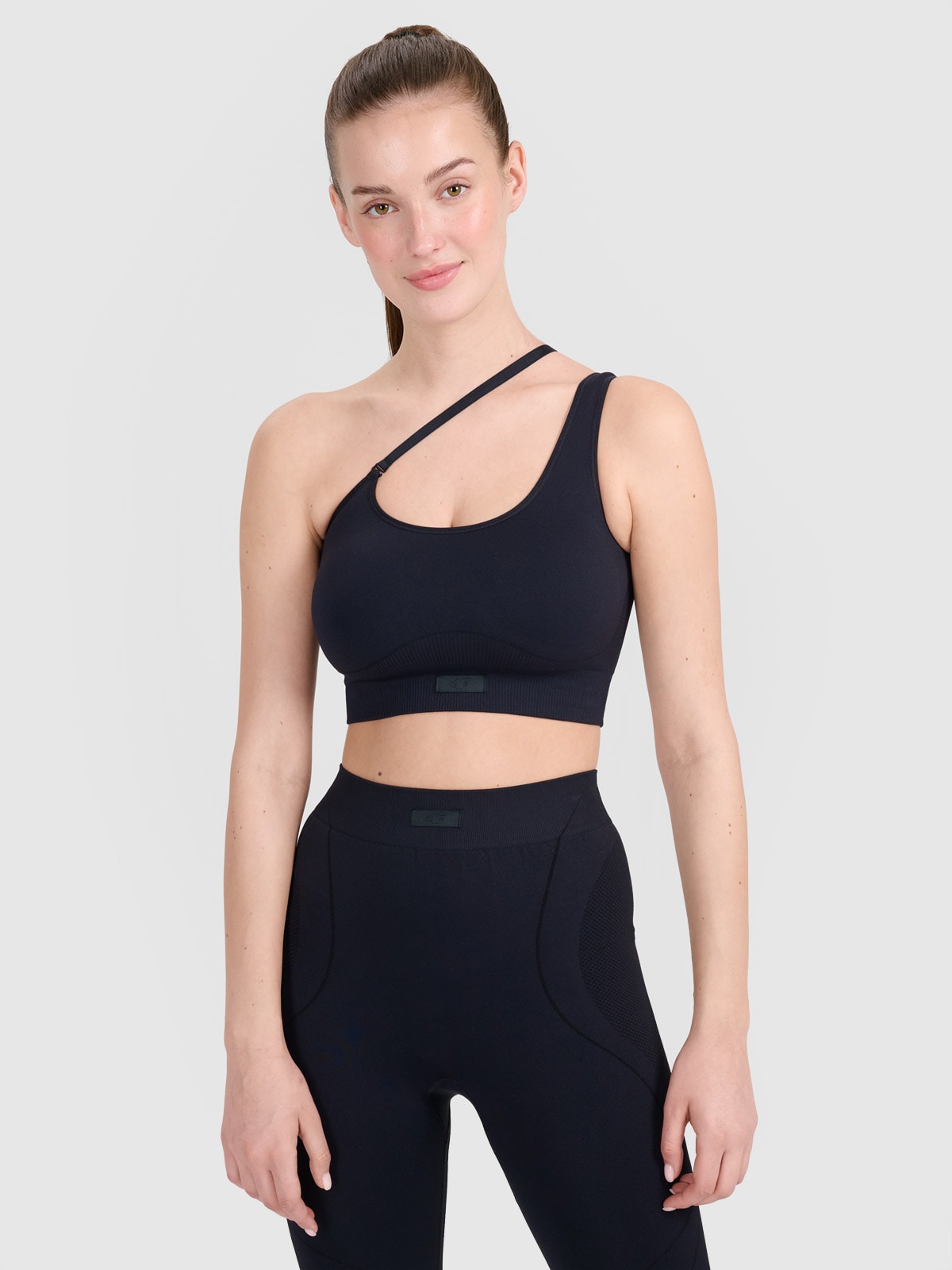Тренувальний бюстгальтер з асиметричною бретелькою - чорний