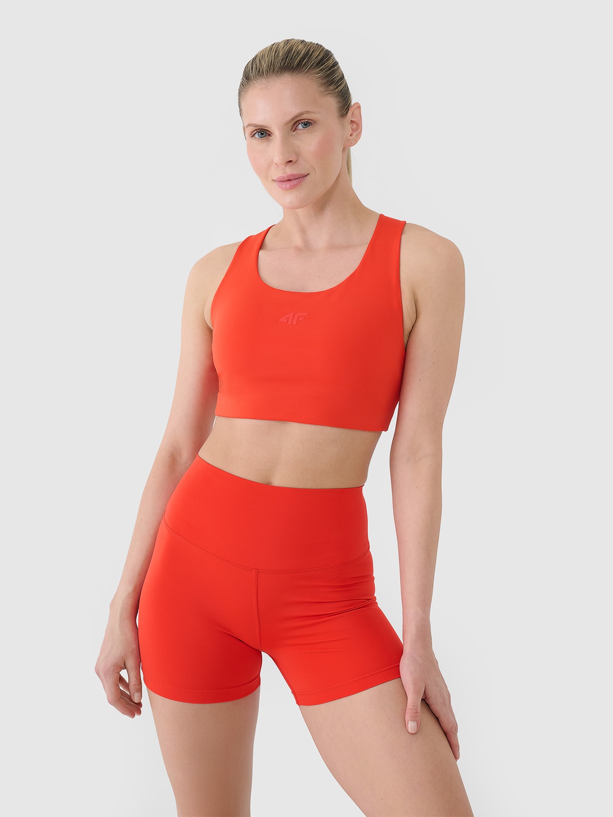 Жіночий спортивний бюстгальтер з низькою підтримкою для тренувань - червоний