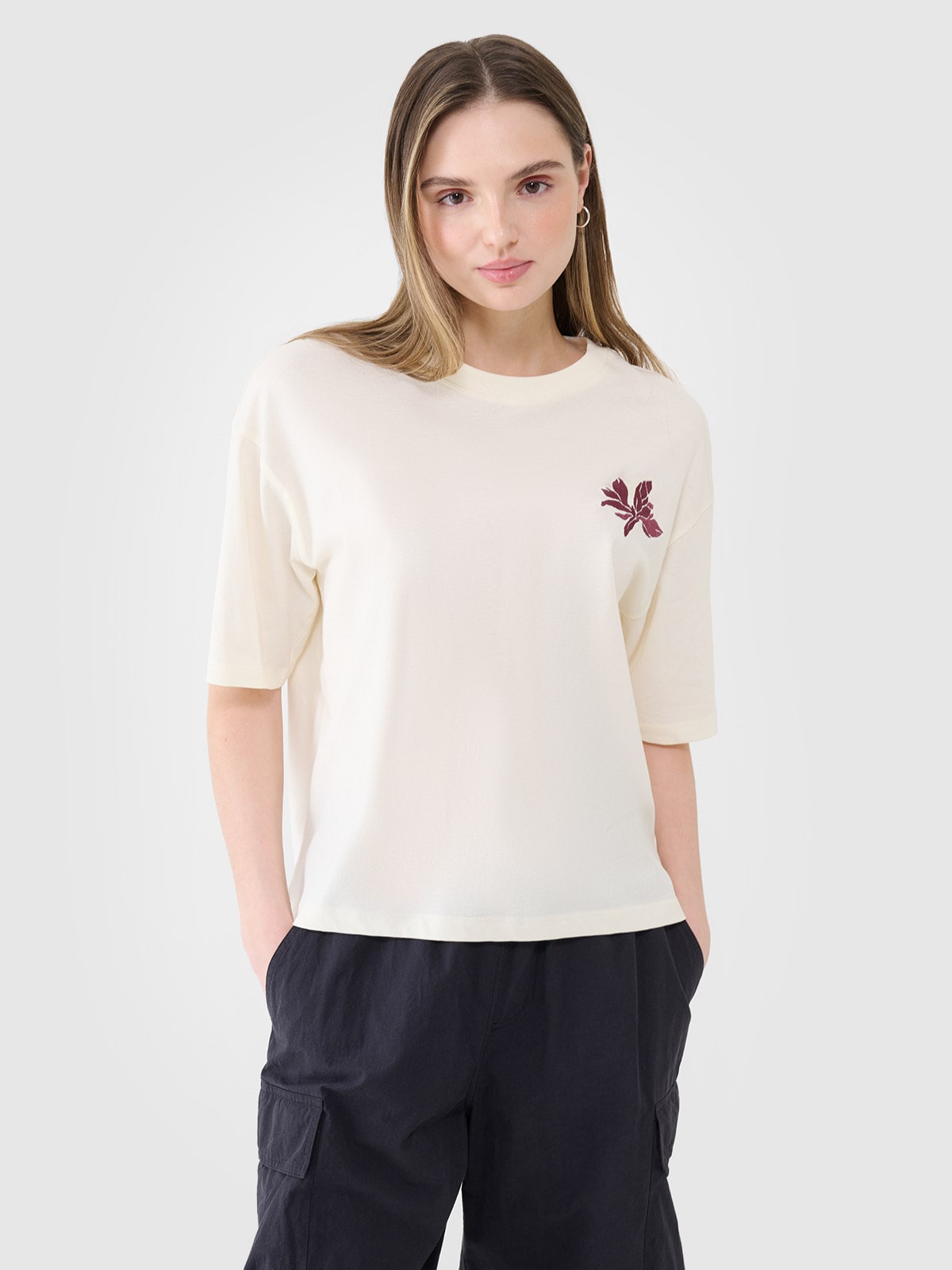 Жіноча футболка oversize з принтом - білий