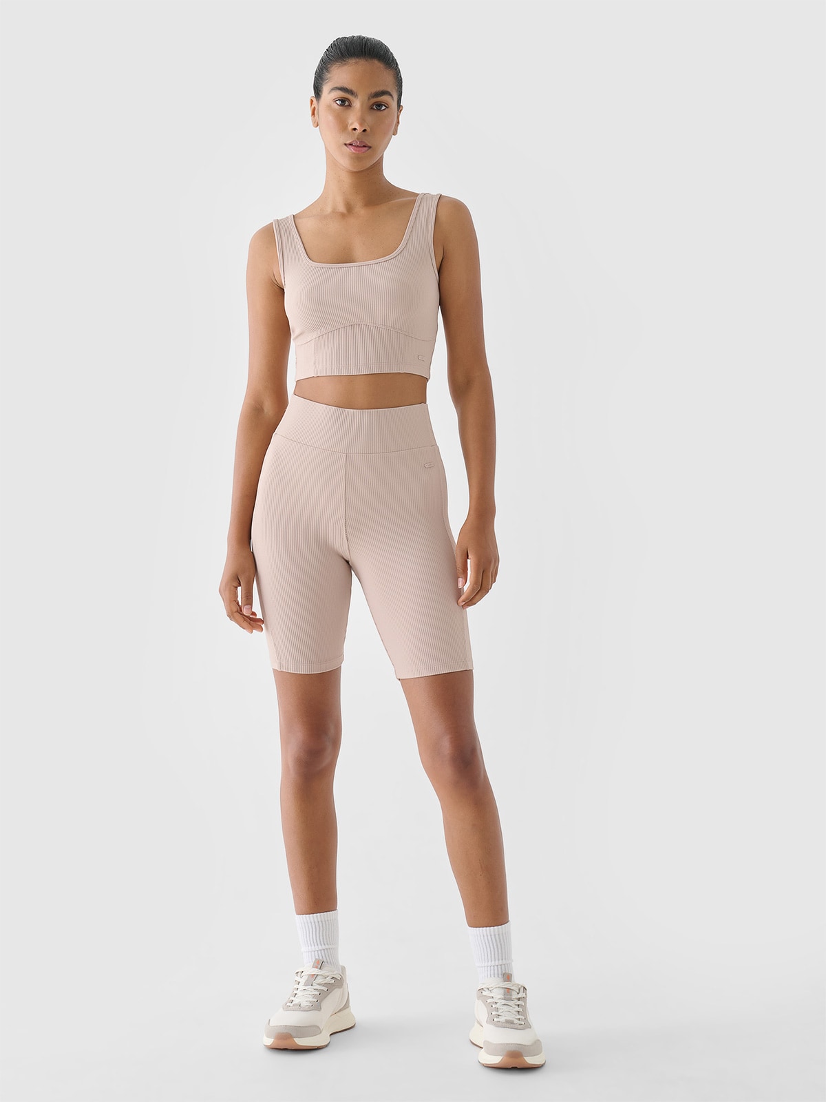 Жіночі велосипедки з трикотажу в рубчик - бежевий