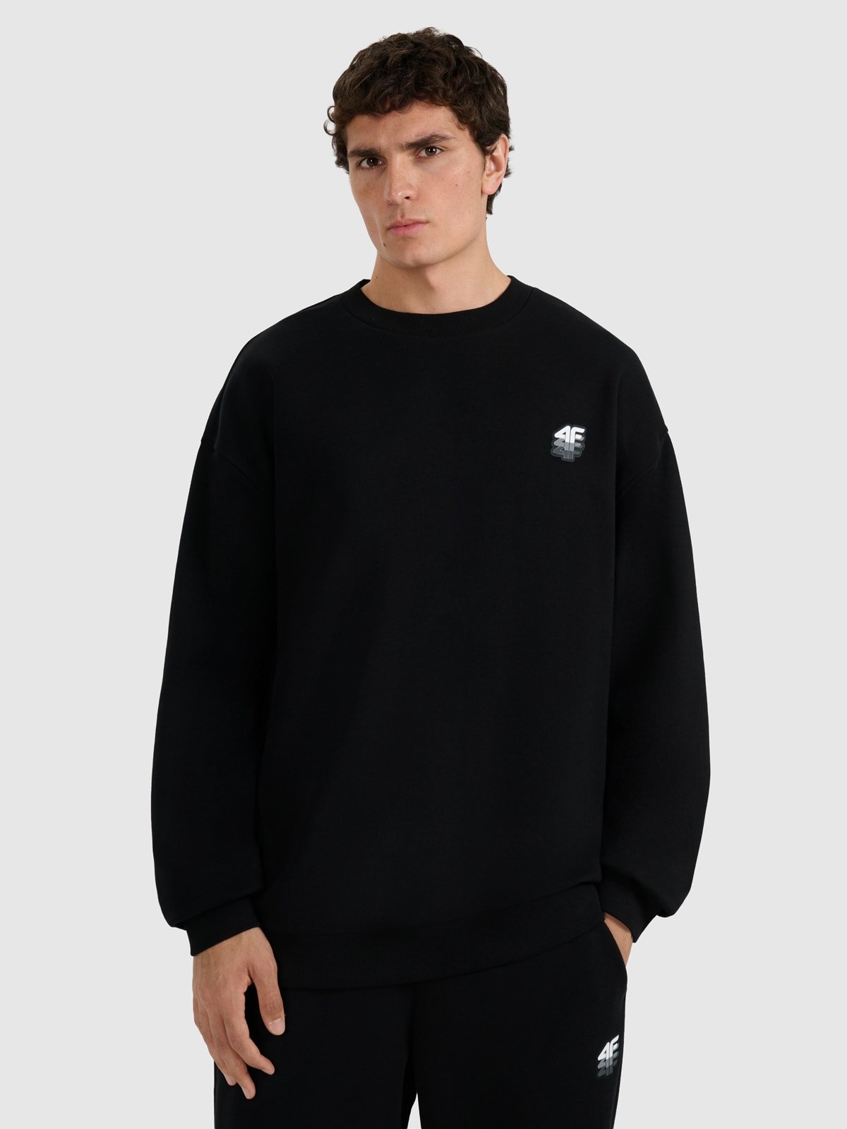 Чоловічий спортивний світшот без капюшона, без застібки - чорний