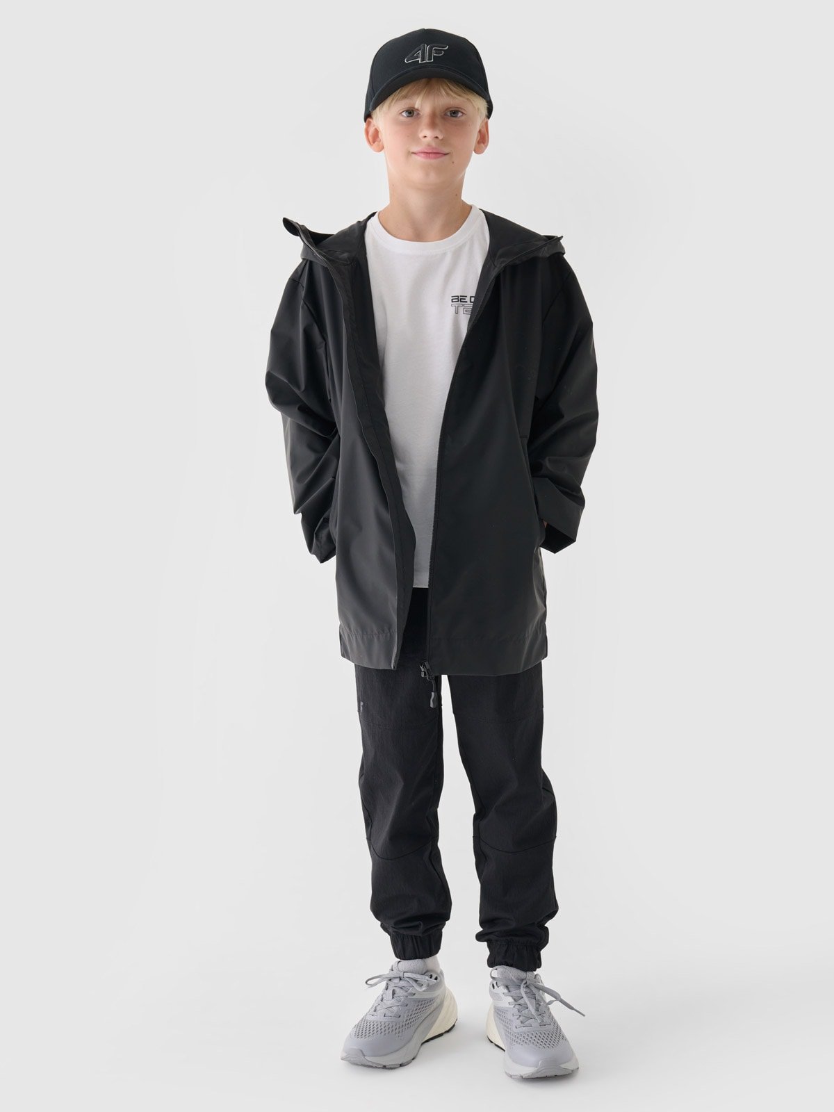Дитяча перехідна протидощова куртка з гумовим покриттям - чорний