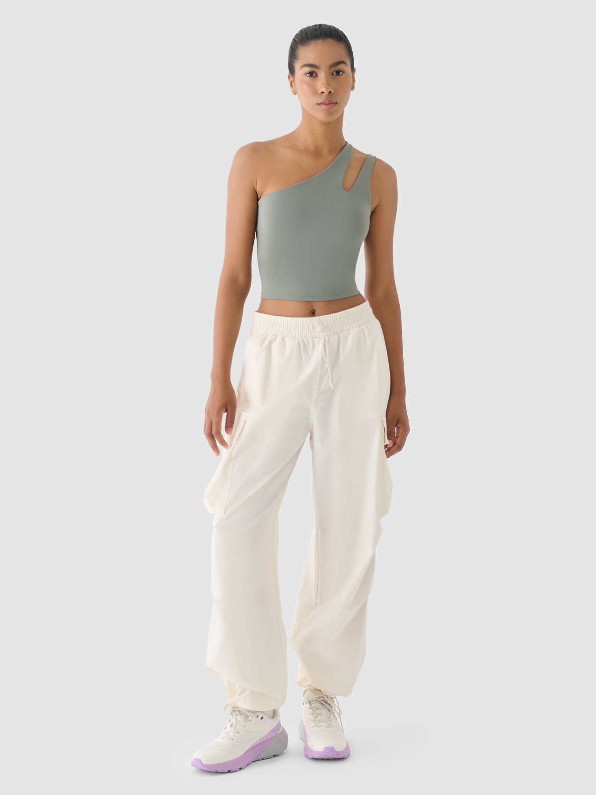 Жіночі спортивні штани oversize cargo 4F х Anna Lewandowska - білий