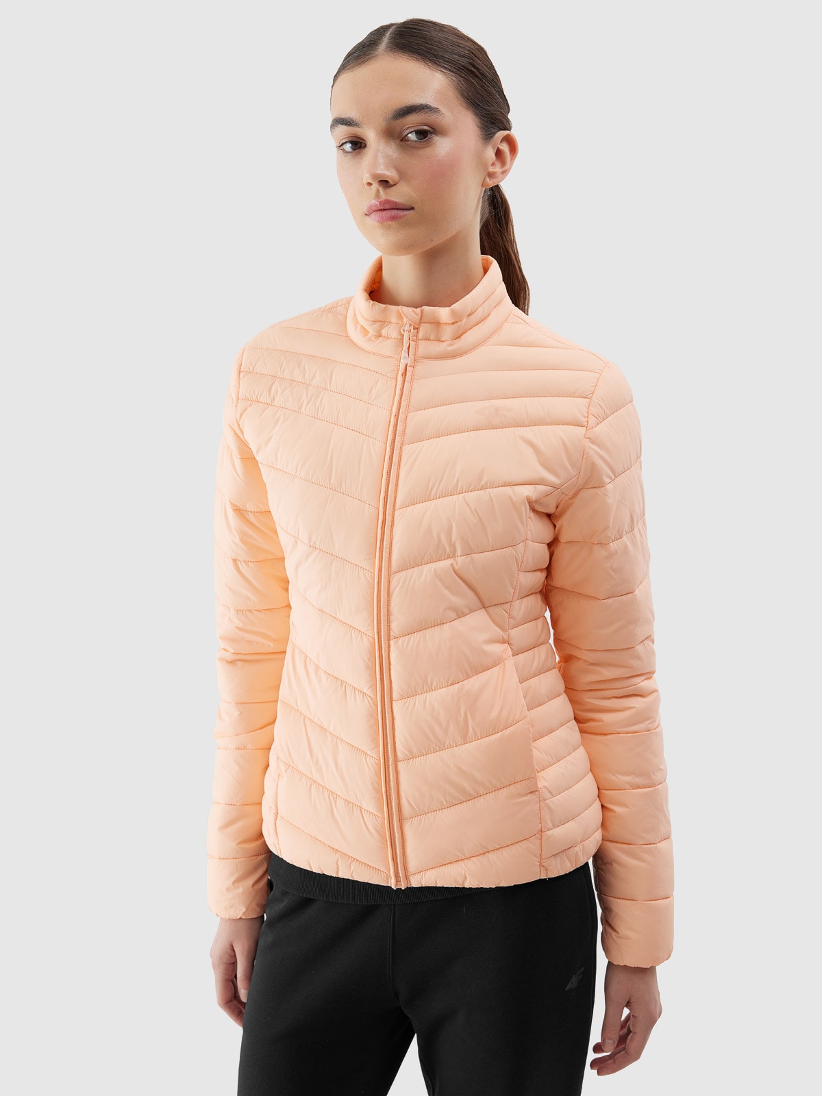 Жіноча пухова куртка з наповнювачем з переробленого матеріалу - помаранчевий