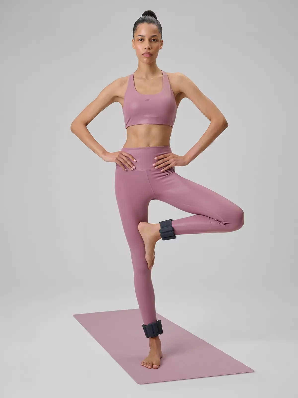 Жіночі швидковисихаючі легінси для йоги - рожеві