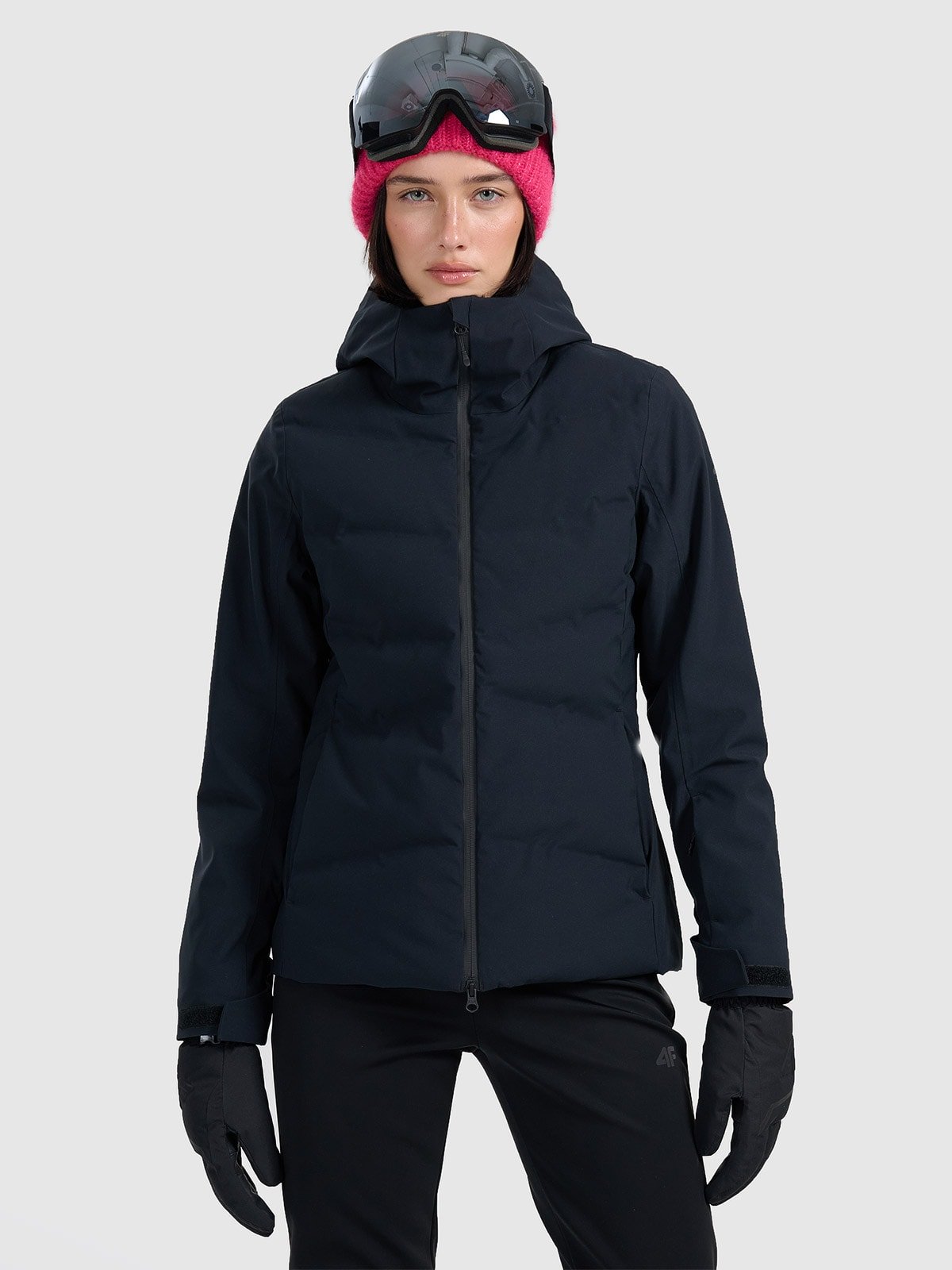 Жіноча лижна куртка мембрана 10000 - чорна