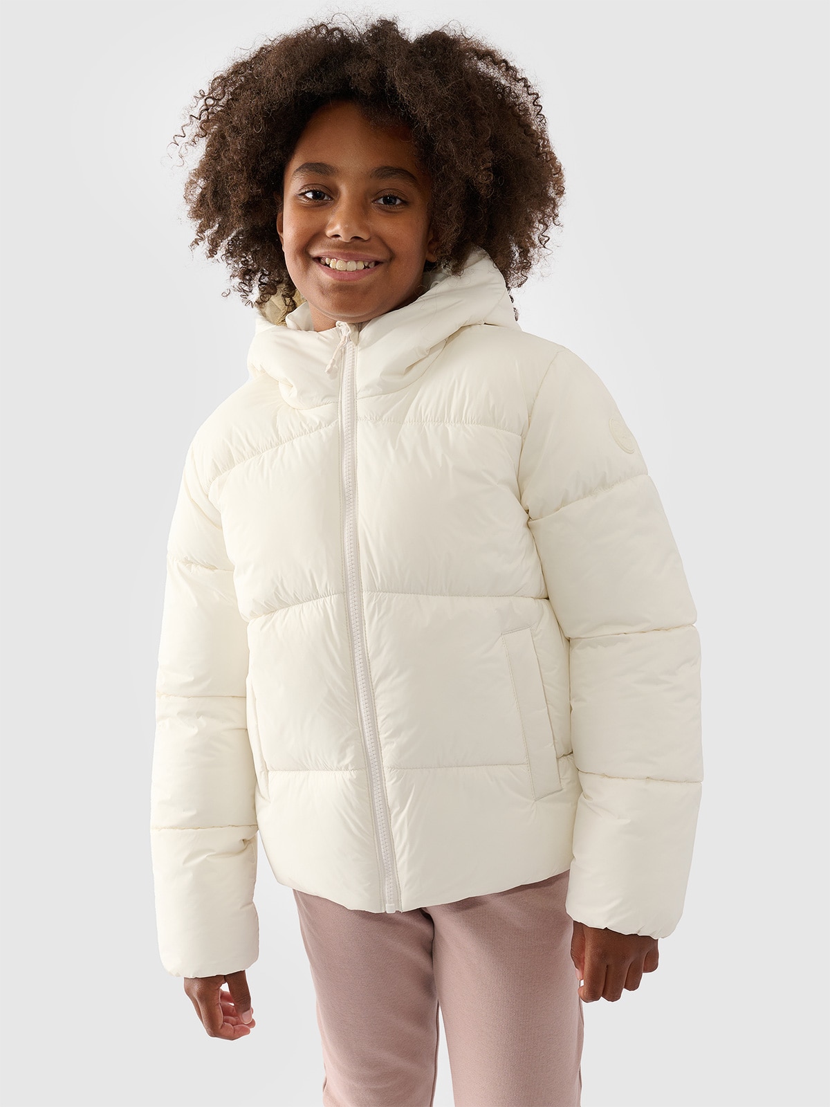 Пухова куртка з синтетичним наповнювачем для дівчаток - білий