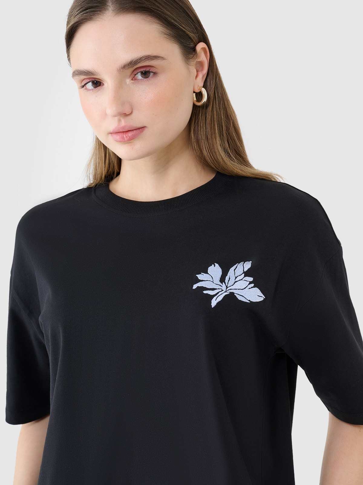 Жіноча футболка oversize з принтом - чорний