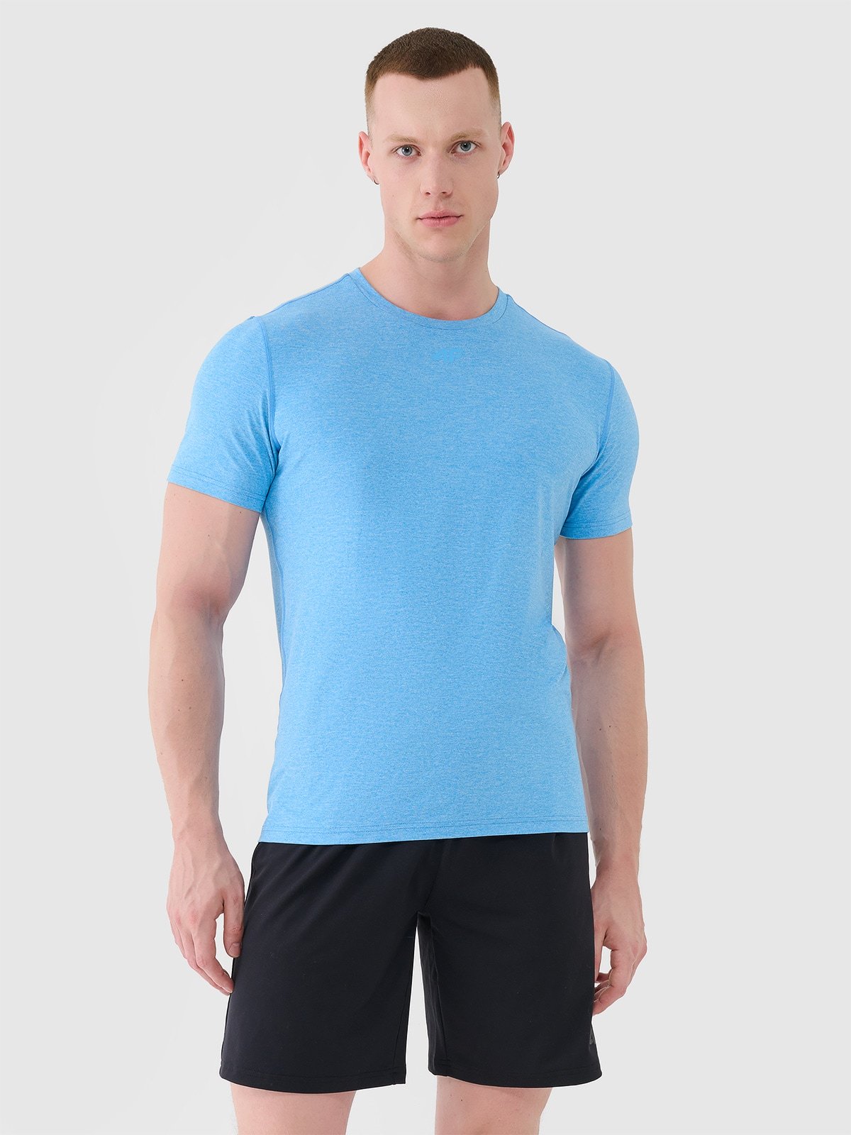 СПОРТИВНА ФУТБОЛКА