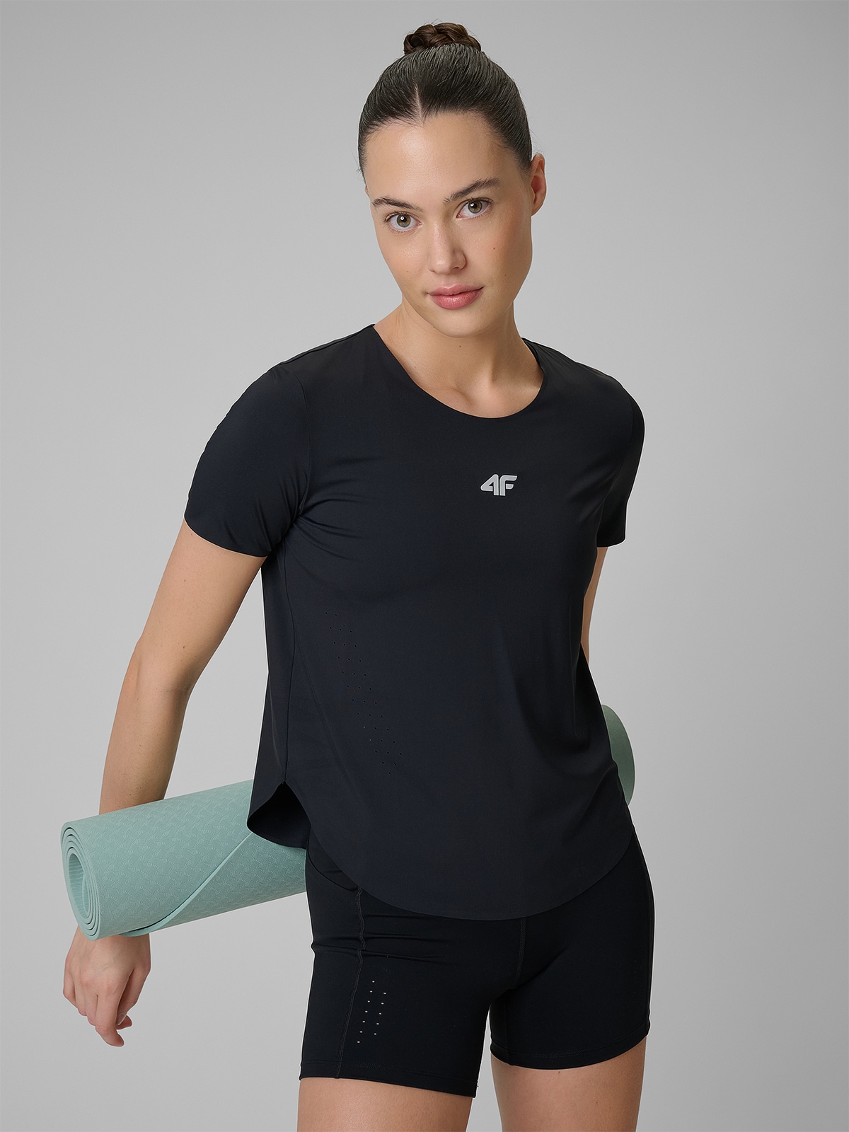 СПОРТИВНА ФУТБОЛКА