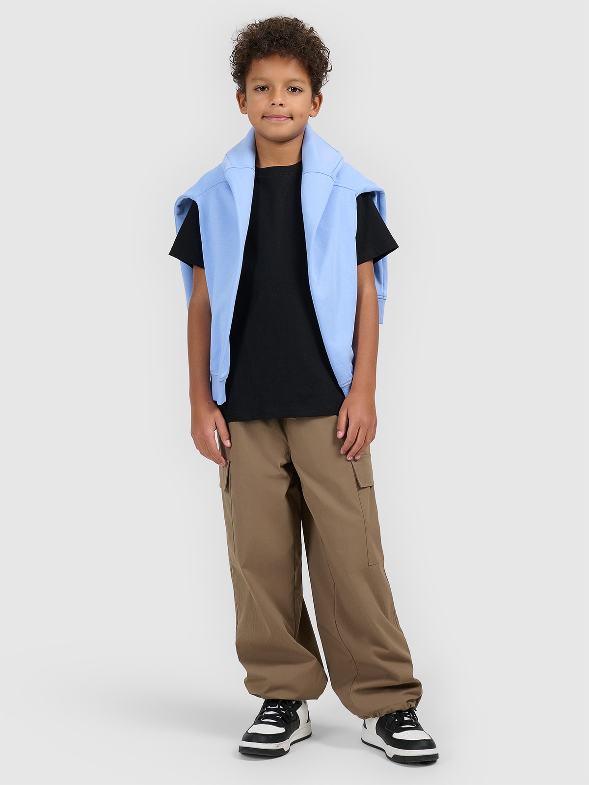 Однотонна футболка для хлопчиків - чорний