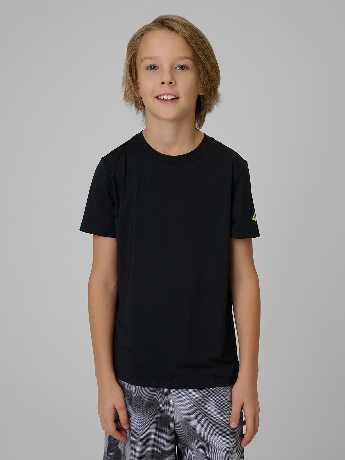 СПОРТИВНА ФУТБОЛКА